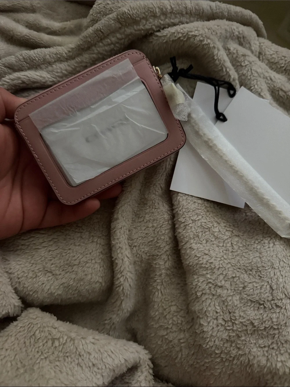 100% Authentic!!!  Coach Pink Signature Card Holder with Gold Logo💕👛